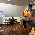 Lejlighed For Big Group - 6 Bedrooms & 2 Same House *