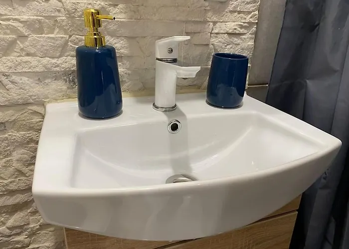 Daire For Big Group - 6 Bedrooms & 2 Same House