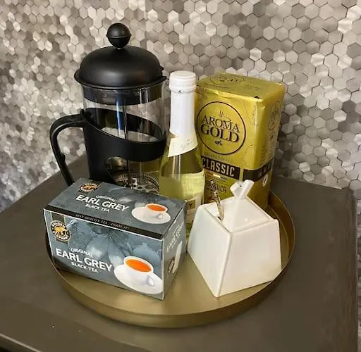 For Big Group - 6 Bedrooms & 2 Same House 塔林